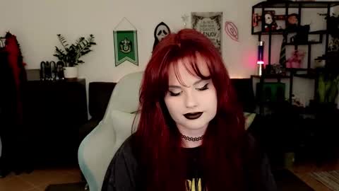 Snapshot of dellacrush_ chatting on February 2026 06:42:01 PM dellacrush_ online show from February 2026 06:42:01 PM