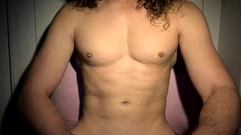 dellamoro online show from April 2026 09:01:02 PM