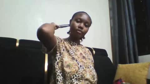 Snapshot of dellarine517299 chatting on October 2025 04:28:01 PM dellarine517299 online show from October 2025 04:28:01 PM