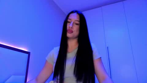 delly_love online show from March 2026 08:41:02 PM