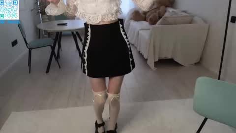 Delora online show from March 2026 07:23:01 AM