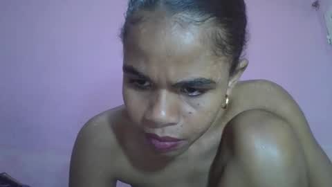 delphine online show from April 2026 04:34:01 PM