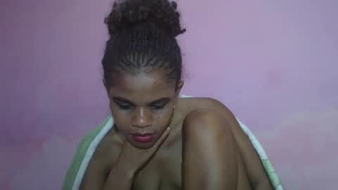 delphine online show from May 2026 08:47:02 PM