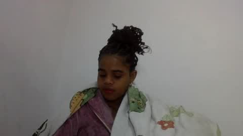 delphine online show from June 2026 04:06:02 AM