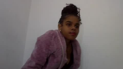 delphine online show from June 2026 12:22:01 PM