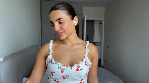 Anna online show from May 2026 10:11:02 AM