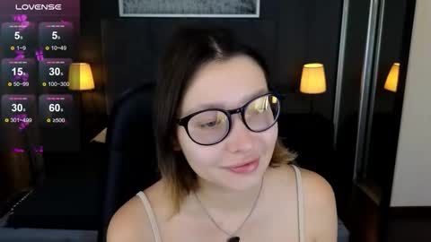 Snapshot of demi_loran chatting on September 2025 05:41:01 AM DEMI online show from September 2025 05:41:01 AM