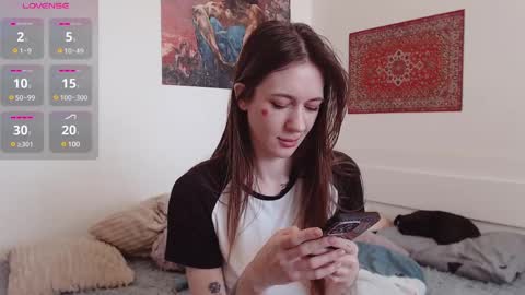 Snapshot of demiamour chatting on February 2025 11:11:01 AM Demi. not your babybabebb and other shit online show from February 2025 11:11:01 AM