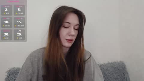 Snapshot of demiamour chatting on October 2025 05:20:02 AM Demi. not your babybabebb and other shit online show from October 2025 05:20:02 AM