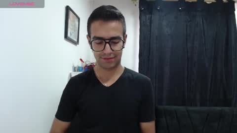 Snapshot of demian_val_4 chatting on March 2026 12:00:02 PM demian_val_4 online show from March 2026 12:00:02 PM