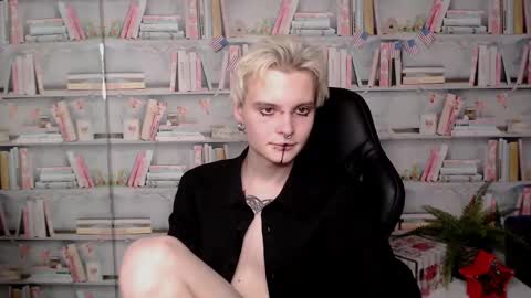 Snapshot of demianenglen chatting on March 2025 09:26:01 PM demianenglen online show from March 2025 09:26:01 PM