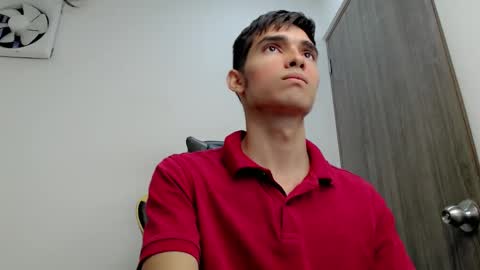 DEMIAN online show from October 2025 01:22:01 PM