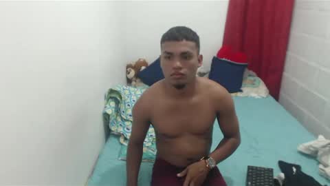 Snapshot of demol_latin chatting on February 2025 12:17:01 AM MASTER DAV online show from February 2025 12:17:01 AM