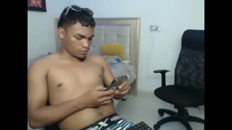 Snapshot of demol_latin chatting on March 2025 05:31:02 AM MASTER DAV online show from March 2025 05:31:02 AM