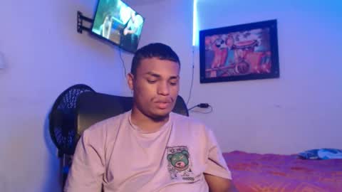 Snapshot of demol_latin chatting on October 2025 07:11:01 PM MASTER DAV online show from October 2025 07:11:01 PM