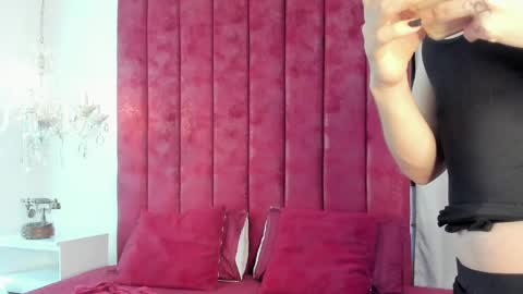 Snapshot of demon_foxx chatting on April 2026 03:44:02 AM online show from April 2026 03:44:02 AM