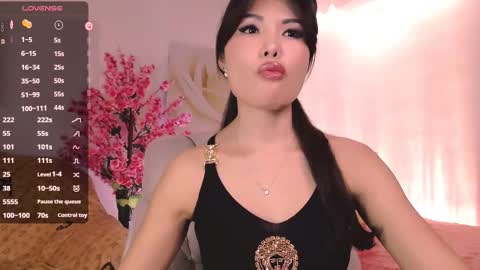 Snapshot of demonessssa chatting on February 2026 04:02:02 AM Lana online show from February 2026 04:02:02 AM