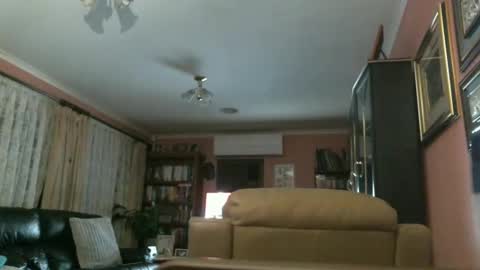 Snapshot of demotron chatting on January 2025 10:26:02 AM demotron online show from January 2025 10:26:02 AM