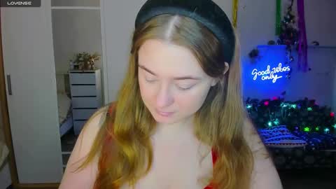 Snapshot of demure_soul chatting on January 2025 05:55:01 AM Sophie online show from January 2025 05:55:01 AM