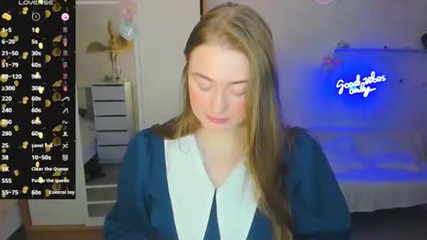 Snapshot of demure_soul chatting on February 2025 02:04:01 AM Sophie online show from February 2025 02:04:01 AM