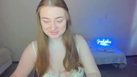 Snapshot of demure_soul chatting on February 2025 05:23:01 AM Sophie online show from February 2025 05:23:01 AM