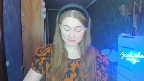 Snapshot of demure_soul chatting on February 2025 06:15:02 AM Sophie online show from February 2025 06:15:02 AM