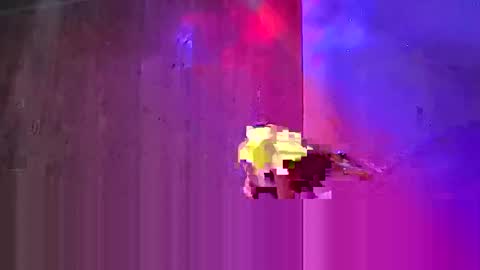 Snapshot of den2807 chatting on March 2026 07:25:02 AM den2807 online show from March 2026 07:25:02 AM