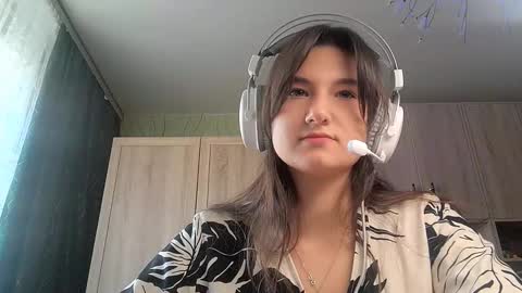 Deni online show from March 2026 12:44:02 PM