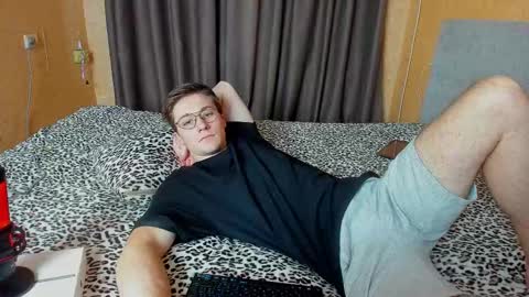 Deni online show from December 2025 12:25:02 PM