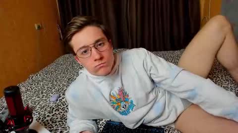 Deni online show from March 2026 07:17:02 PM