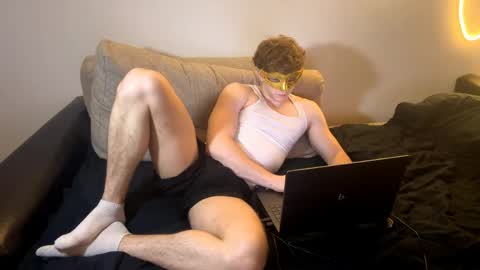 Snapshot of deniel_horny chatting on May 2026 05:08:02 PM Deni online show from May 2026 05:08:02 PM