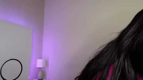 Denise online show from September 2025 07:57:01 PM