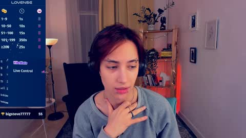 Snapshot of deniseparadise chatting on January 2025 05:20:01 PM Unfortunately Denise has discontinued her work but I hope you will be excited about the new cool girl Jia online show from January 2025 05:20:01 PM