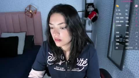 D E N I S  online show from October 2025 12:25:02 PM