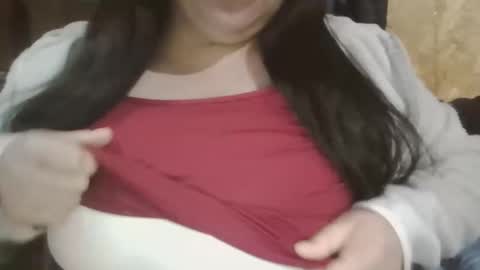 curvy top online show from December 2025 03:13:01 AM