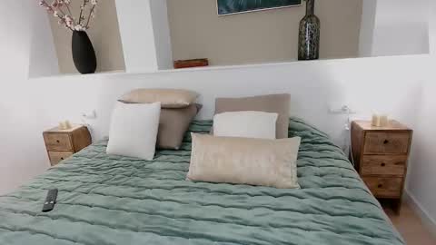 Denisse online show from February 2026 07:19:02 PM