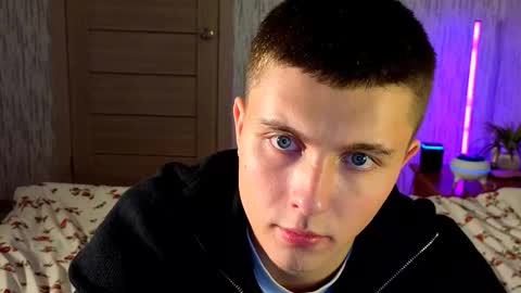 Snapshot of denisx444 chatting on October 2025 04:01:02 AM Denis online show from October 2025 04:01:02 AM