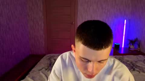 Snapshot of denisx444 chatting on October 2025 04:48:02 AM Denis online show from October 2025 04:48:02 AM