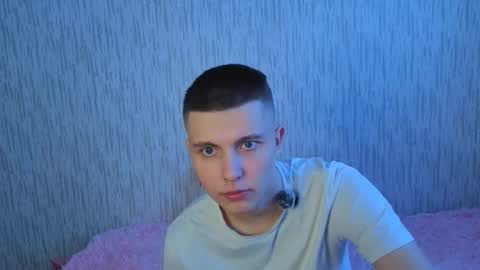 Denis online show from January 2026 04:27:01 AM