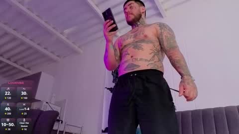 Snapshot of denjig chatting on October 2025 03:49:01 PM Oliver online show from October 2025 03:49:01 PM