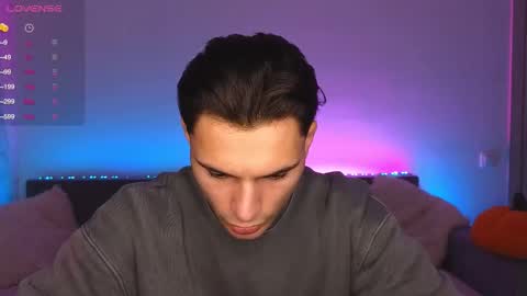 Den online show from October 2025 06:58:01 AM