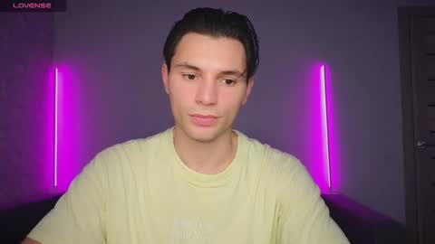 Snapshot of denlover chatting on February 2026 01:18:01 PM Den online show from February 2026 01:18:01 PM