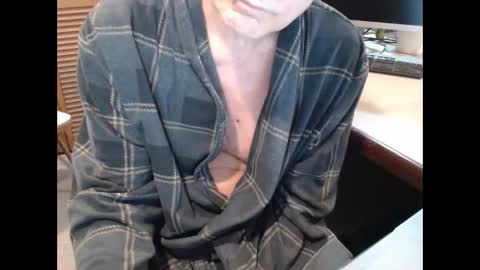 Den  Jet online show from January 2025 11:39:01 AM