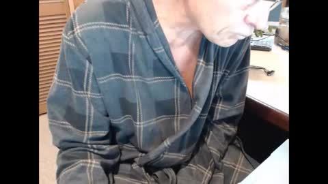 Den  Jet online show from December 2025 11:17:01 AM