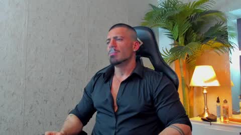 Snapshot of dennis_cox_ chatting on December 2024 12:01:02 PM dennis_cox_ online show from December 2024 12:01:02 PM
