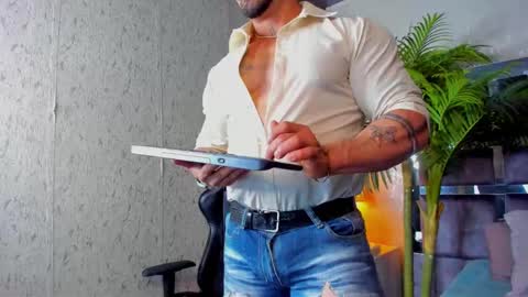 Snapshot of dennis_cox_ chatting on February 2025 10:49:01 AM dennis_cox_ online show from February 2025 10:49:01 AM