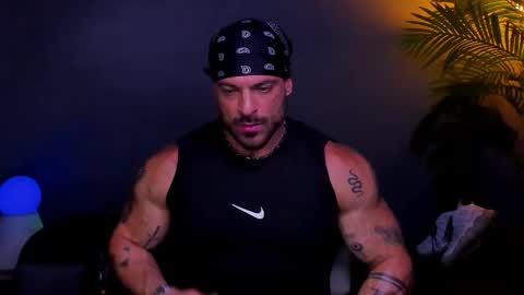 dennis_cox_ online show from November 2025 11:54:02 AM