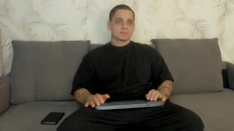 dennis munera online show from January 2025 11:38:02 AM