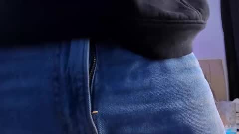 dennis munera online show from November 2025 04:23:02 AM