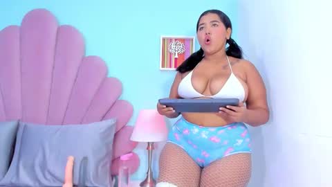 Denis online show from October 2025 07:47:01 PM